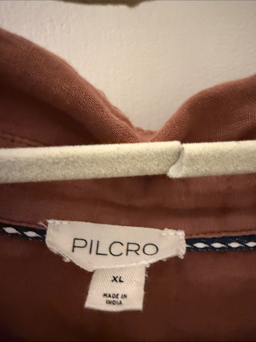 Linen Top - Picture 2 of 2